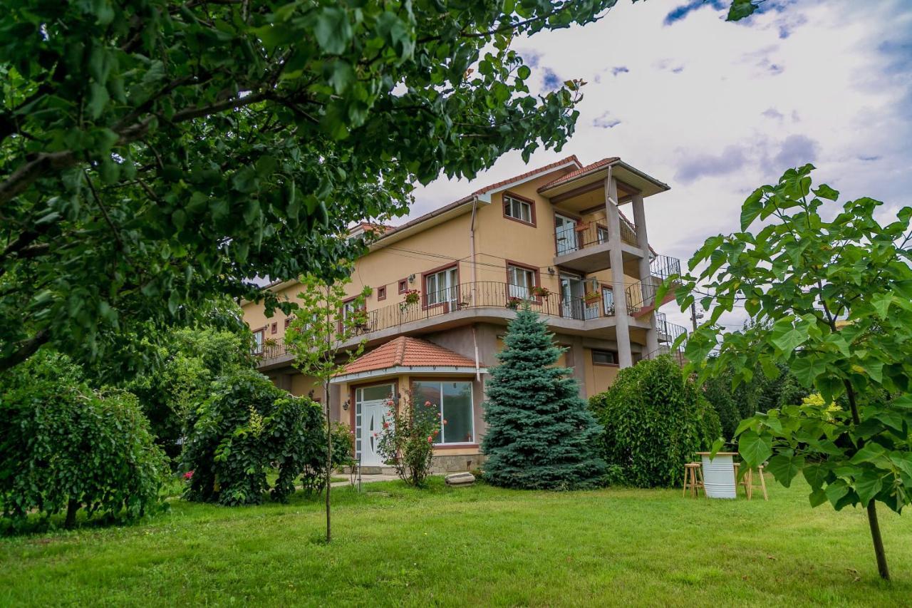 Heaven Garden 2 Mai Hotel Екстериор снимка